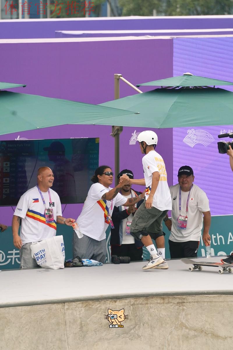 厉害!年仅15岁中国小将惊喜夺冠,成绩超同龄人,获网友盛赞 厉害!年仅15岁中国小将惊喜夺冠,成绩超同龄人,获网友盛赞